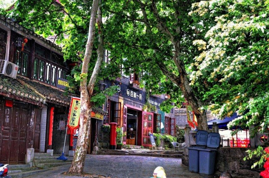 快点上厕所